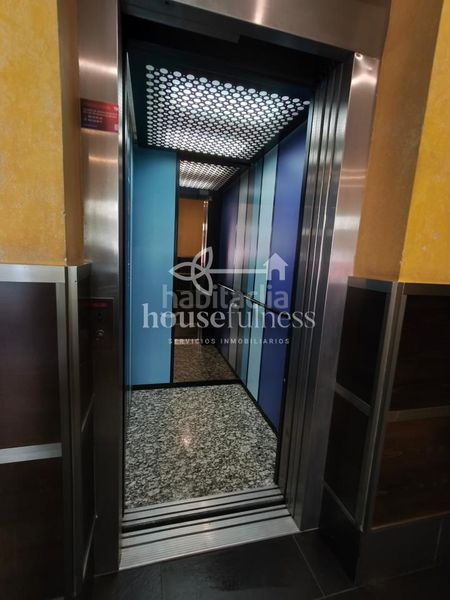 Foto 86061628-0d2a-46c3-a8cc-16832ddbeaf9. Piso en Porta Nova Ferrol