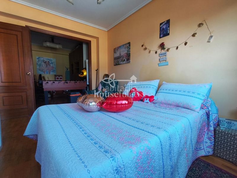 Foto b3715830-56c2-41eb-8db5-f9b86ff8fa00. Piso en Porta Nova Ferrol