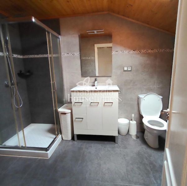 Foto f51736a4-33e3-454b-b383-751e04e0a57c. Casa en Neda