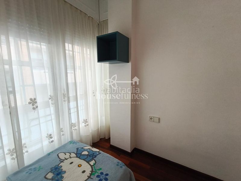 Foto 8d1a0512-1214-46d5-a22c-3443c3fb6264. Lloguer apartament amb calefacció a Centro Ferrol