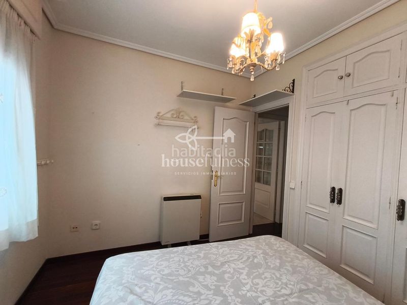Foto a8ba1315-4b4d-4d52-bf8a-a25db865f87b. Lloguer apartament amb calefacció a Centro Ferrol