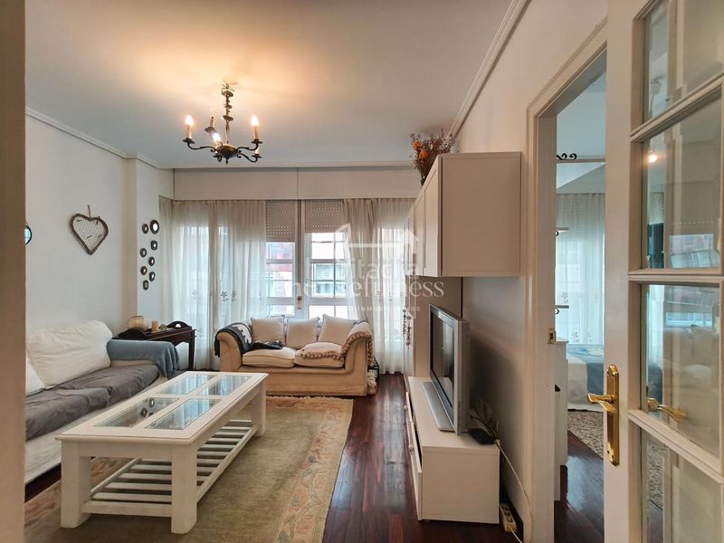 Foto af9c259f-d720-4add-a18e-53456b1359df. Lloguer apartament amb calefacció a Centro Ferrol