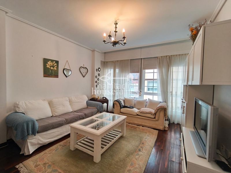 Foto e41018a3-7a69-432d-8401-762fe8c8ac0e. Lloguer apartament amb calefacció a Centro Ferrol