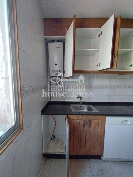 Foto ca0f54a6-8c1f-45fc-8e6f-29ba39df1532. Piso en A Gándara Narón