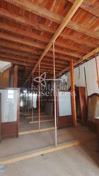 Foto dad3fcf3-19ad-4e72-85ad-3734f9f2a607. Flat with heating in Centro Ferrol