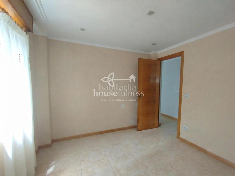 Foto 40b67951-58ef-4032-845f-6d15c98ce310. Apartament a Caranza Ferrol