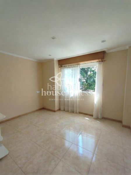 Foto 630233da-f689-4938-8d1a-6aeb59335631. Apartament a Caranza Ferrol