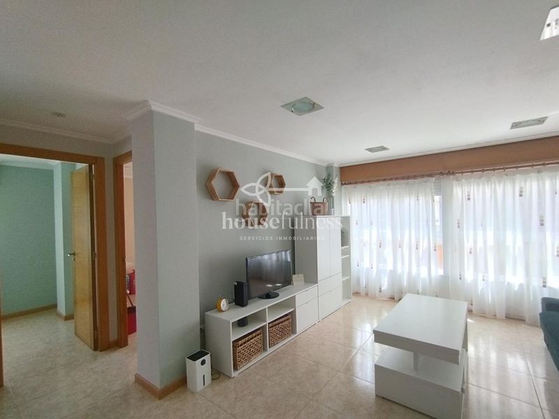 Foto 9751687d-e2f3-4ad2-b8c3-73b7f3022ebc. Apartamento en Caranza Ferrol