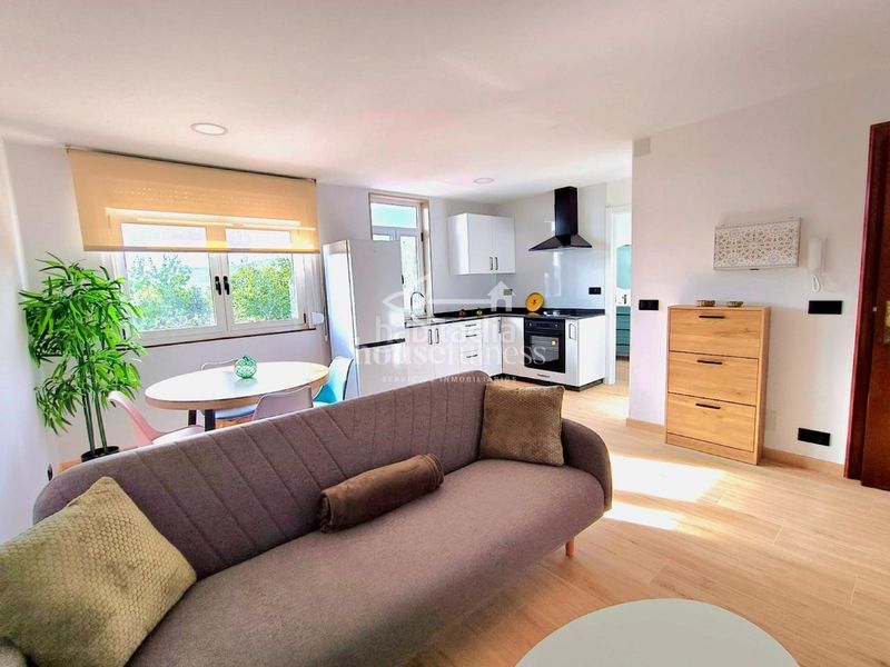 Foto 050eb9f1-8877-4391-8160-85c873e9f017. Rent flat in A Malata - Catabois - Ciudad Jardín Ferrol