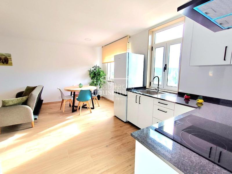 Foto 725d55a1-5920-48c6-8d19-29adc0b04e96. Rent flat in A Malata - Catabois - Ciudad Jardín Ferrol