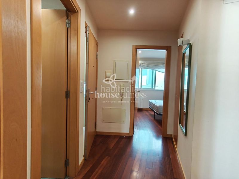Foto 2ab8179e-4445-4af2-b23e-3d0e3468ba69. Rent flat with heating in Centro Ferrol