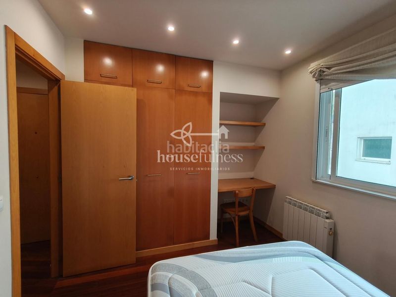 Foto bea150d3-c46b-4914-b927-3d37d53e21e4. Rent flat with heating in Centro Ferrol