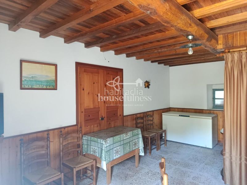 Foto 34692a24-a54f-4bb0-9e8a-828c2463fe24. Casa amb aparcament a Moeche