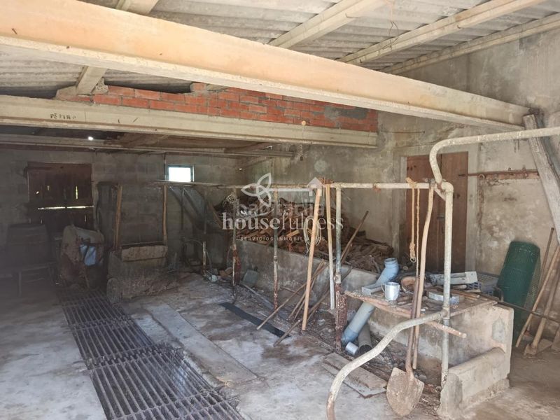 Foto 7b776d0b-454a-4091-aa4a-b90c3d507936. Casa amb aparcament a Moeche
