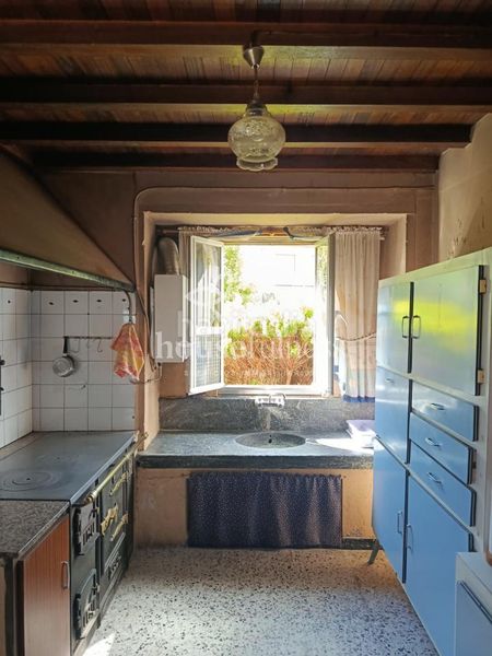 Foto abe20a13-8bd9-46d9-8250-7834a81731e9. Casa amb aparcament a Moeche