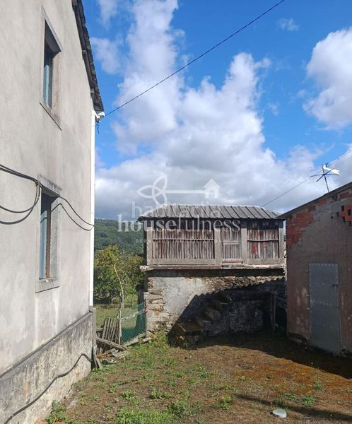Foto dbcf4ea7-ab3f-4b63-b972-58f4e944ddea. Casa amb aparcament a Moeche