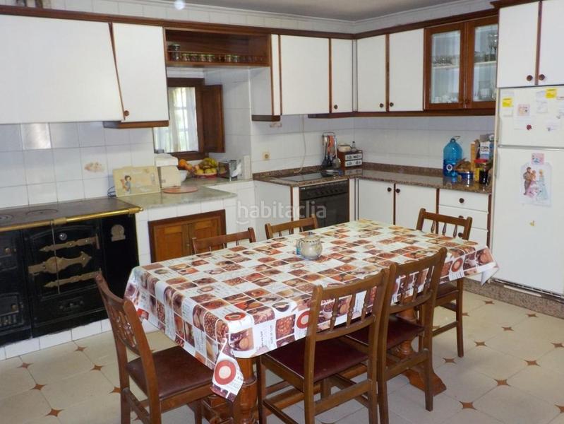 Foto 49c7e94b-8b5b-4b85-a93f-bf1e27205baa. Casa amb calefacció aparcament a Piñeiros - Freixeiro Narón