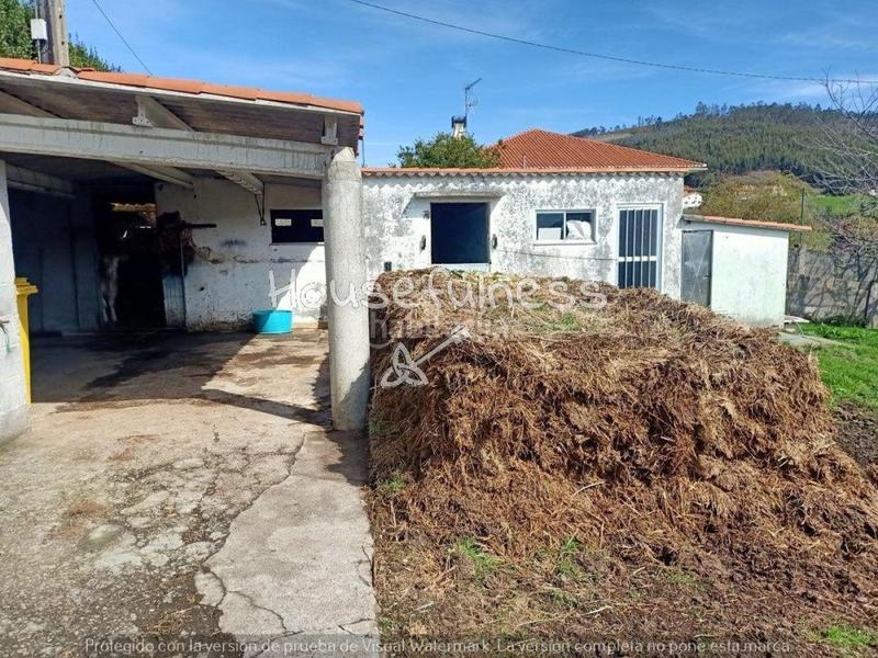 Foto e3f45d82-4ca3-424b-90cf-9c220fd17b45. Chalet en Área Rural Ferrol