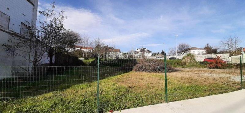 Foto 385d5306-4e4d-49c2-9c4d-7f2b1fca2014. Terreno residencial en A Malata - Catabois - Ciudad Jardín Ferrol