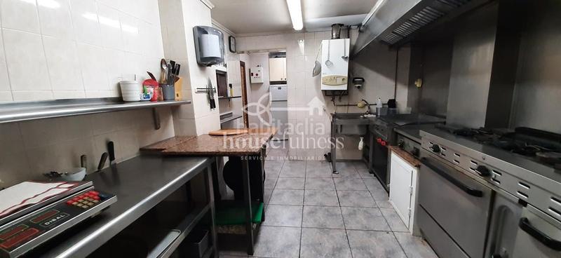 Foto ce61ab37-5e26-4fe2-9df1-4ff2a420ed9b. Local comercial a Piñeiros - Freixeiro Narón