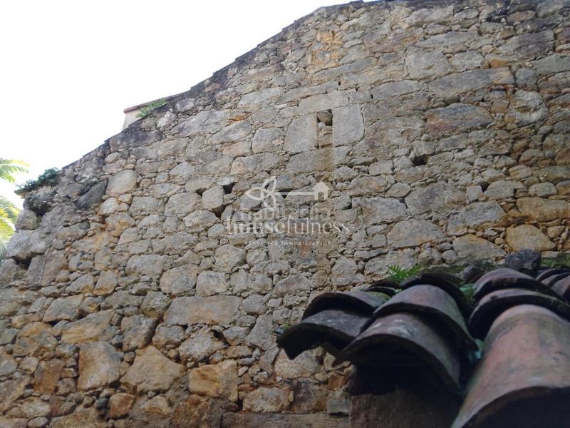 Foto ed12d550-d91d-47ba-8d8f-b0fa514fe9ed. Masia amb calefacció a Neda