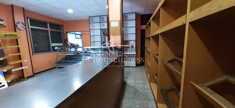 Foto a4d6ee66-3b48-4f76-bf1d-03f724f954ea. Local comercial a A Gándara Narón