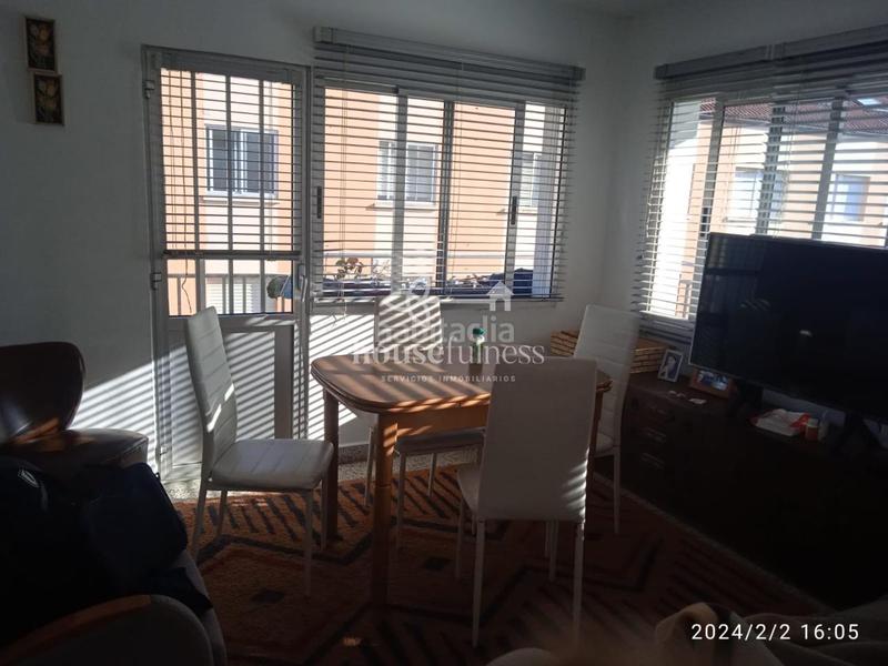 Foto df0444ef-93eb-43c1-9fe2-e614d4098507. Piso en Cabanas