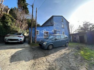 Haus in A Malata - Catabois - Ciudad Jardín