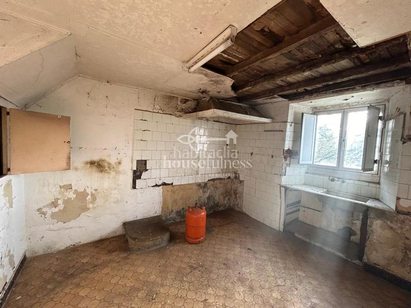 Foto 882dc9d3-ef38-4b18-8e78-702f4a1e8dc7. House with parking in A Malata - Catabois - Ciudad Jardín Ferrol