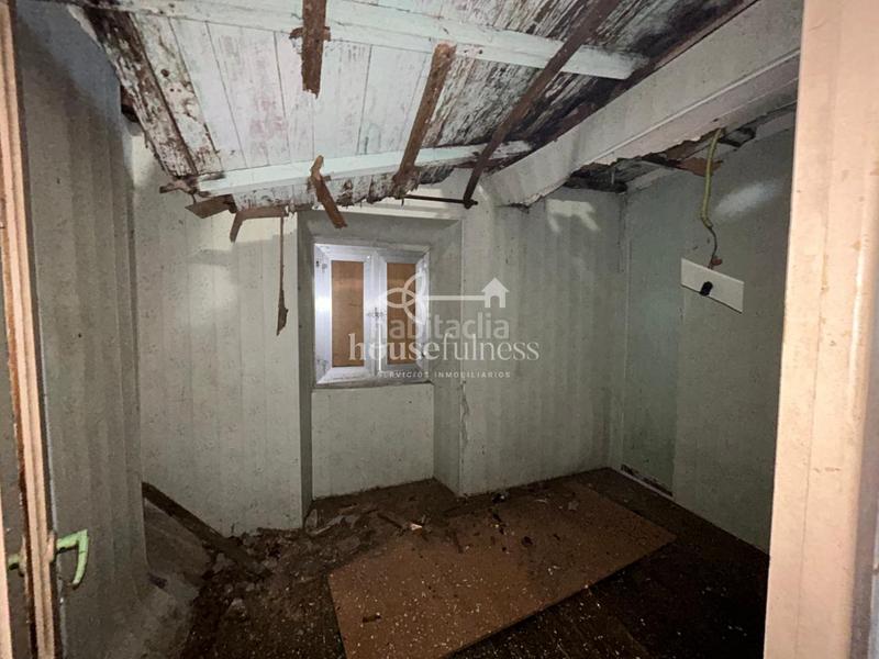 Foto 8fbd799e-cbdc-4eb8-aaf9-32132c366501. House with parking in A Malata - Catabois - Ciudad Jardín Ferrol