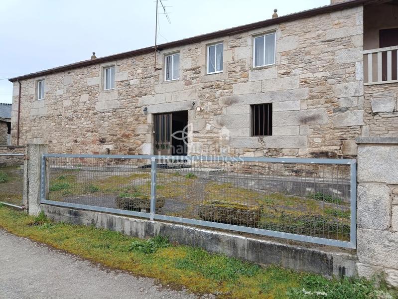 Foto 39636384-9466-462a-b2b2-50bb4ade4d49. Bauernhof mit heizung parking in Friol