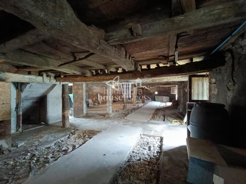 Foto be4e530e-f860-4a06-af31-4127a6b938c7. Bauernhof mit heizung parking in Friol