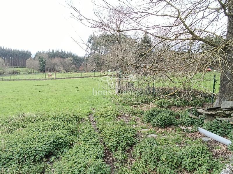 Foto fd9cdade-2fe0-49a5-b8d5-8e786509d10c. Mas avec chauffage parking dans Friol