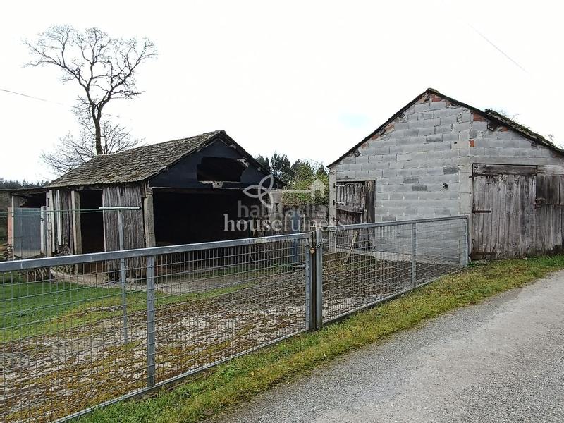 Foto 0ee67f19-4826-47c7-8e3e-f3044a0d9e5b. Masía en Friol