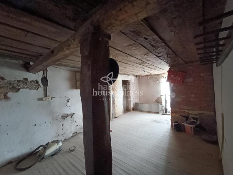 Foto 49a00c78-5518-42c3-97d3-9aa9d7b75bec. Masía en Friol