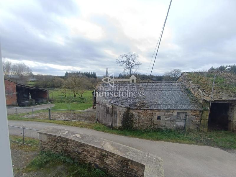 Foto 60507689-b518-462d-9eb1-5ffaf2a8f6f2. Masía en Friol