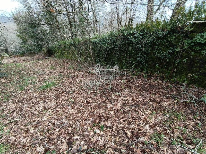 Foto 3ffcb9ad-bd44-4582-ae31-1085c44023dd. Terreny residencial a Parroquias de Santiago Santiago de Compostela