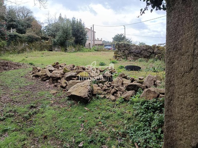 Foto 894e049f-763d-4990-91a3-dc240c2a7838. Terreny residencial a Parroquias de Santiago Santiago de Compostela