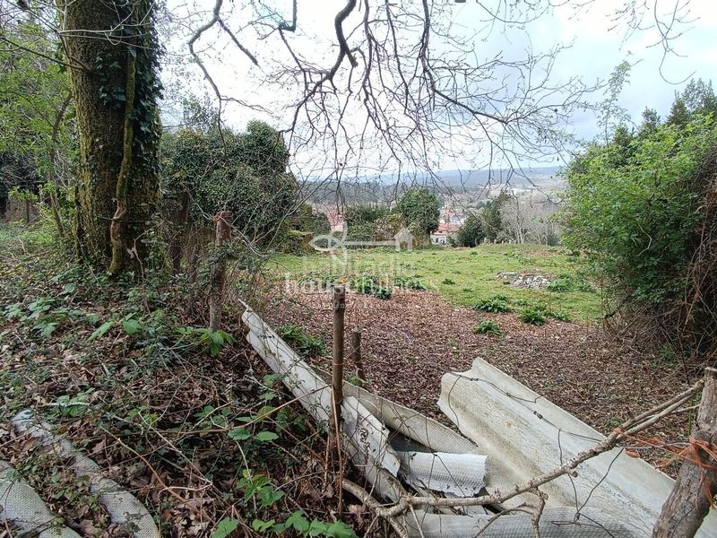 Foto 92c2f4c4-be19-403e-9859-ad9ac1586a50. Terreny residencial a Parroquias de Santiago Santiago de Compostela