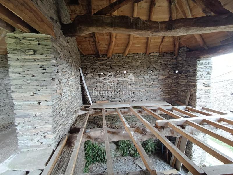 Foto da9cf19a-cb7e-4ee8-9e8c-1f2fd6e72f81. Casale con riscaldamento in Parroquias del Oeste Lugo