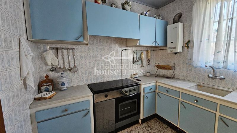 Foto bd69e20e-e50c-4c26-a074-97c47d0a4511. Casa amb calefacció aparcament a Valdoviño