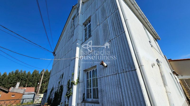 Foto d0949099-9d7b-4369-b358-50681f09b7de. Casa amb calefacció aparcament a Valdoviño