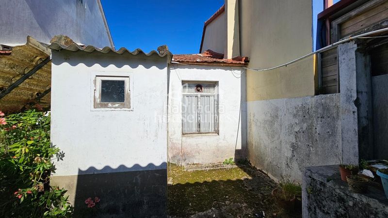Foto f2392265-87c6-4d3b-acbe-94ed1c65a888. Casa amb calefacció aparcament a Valdoviño