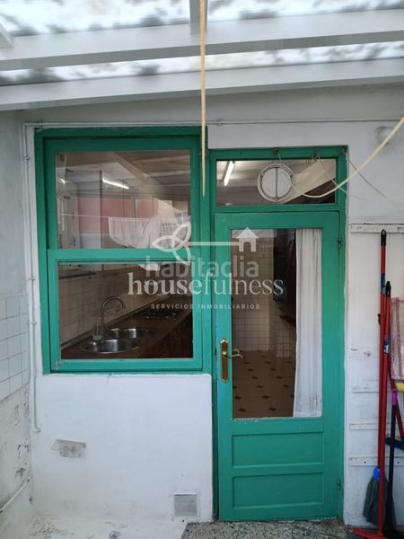 Foto 64cfe835-27bf-4379-8c5c-45e59a3e8f05. Piso en Centro Ferrol