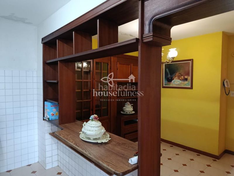Foto f1986640-c97e-4092-961a-f7d866901a83. Piso en Centro Ferrol