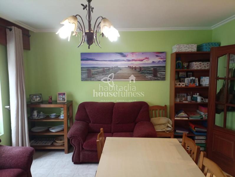 Foto f8ecf4fa-ed16-4bec-bb28-adfb5f09cb06. Etagenwohnung mit heizung parking in Piñeiros - Freixeiro Narón