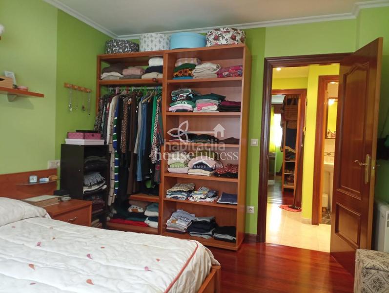 Foto 187d036f-8969-4633-96ea-c02a44edb207. Piso en Piñeiros - Freixeiro Narón