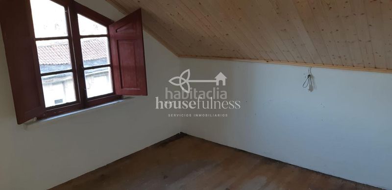 Foto 08284601-9769-4779-b48d-bd77ba1af48f. Country house with heating parking in Ortigueira