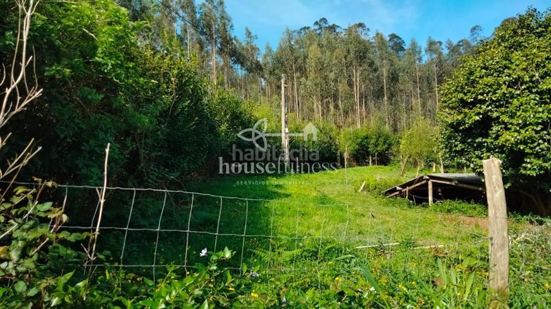 Foto 14ff998b-0a8f-4bd8-a619-c846cd3c60e1. Country house with heating parking in Ortigueira