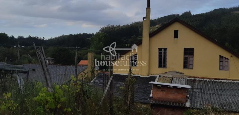 Foto 1b419b12-59a3-4054-98df-cc4522f0fd11. Country house with heating parking in Ortigueira